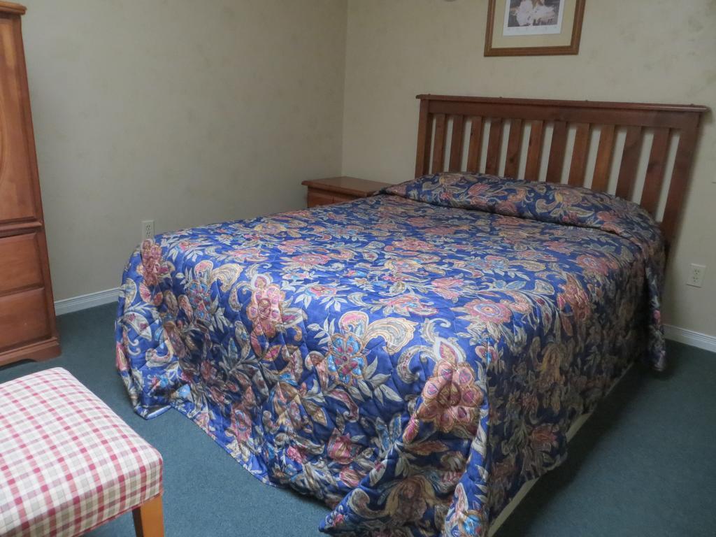 Villa Nova Motel Wasaga Beach Ruang foto