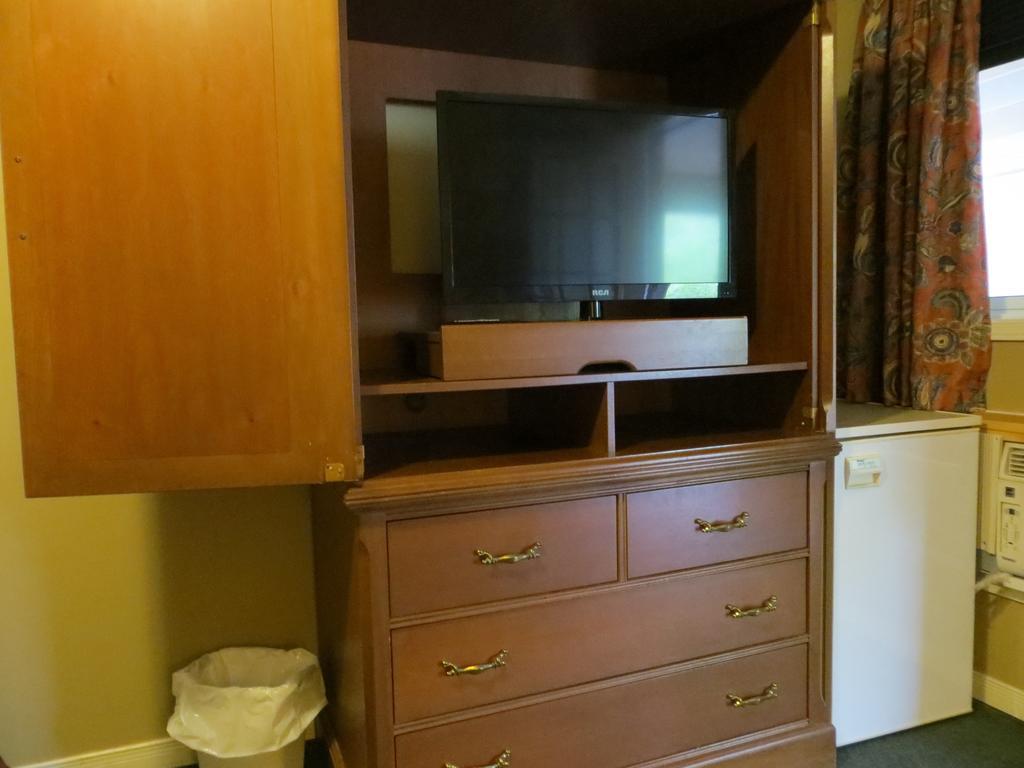 Villa Nova Motel Wasaga Beach Ruang foto