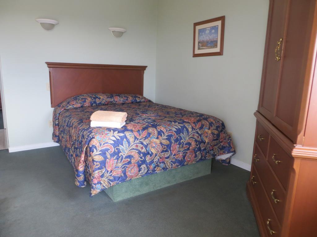 Villa Nova Motel Wasaga Beach Ruang foto