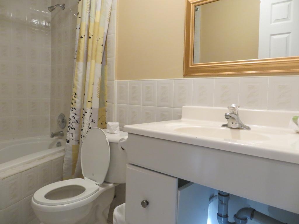 Villa Nova Motel Wasaga Beach Bagian luar foto