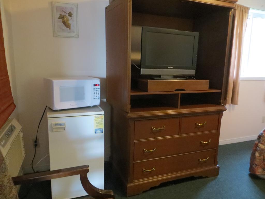Villa Nova Motel Wasaga Beach Bagian luar foto
