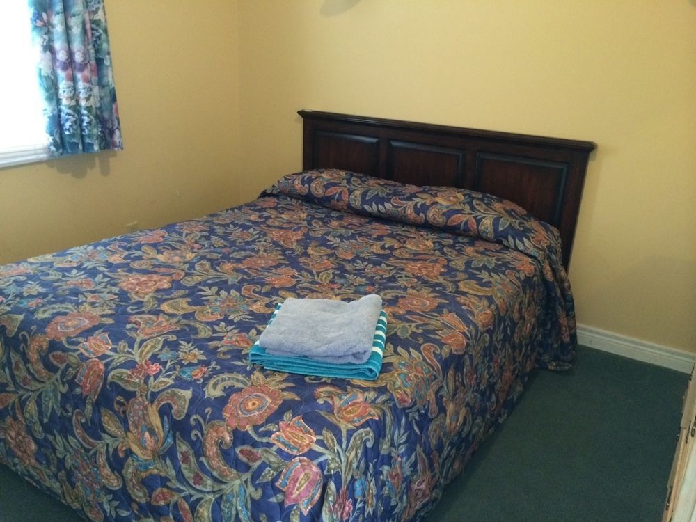 Villa Nova Motel Wasaga Beach Bagian luar foto